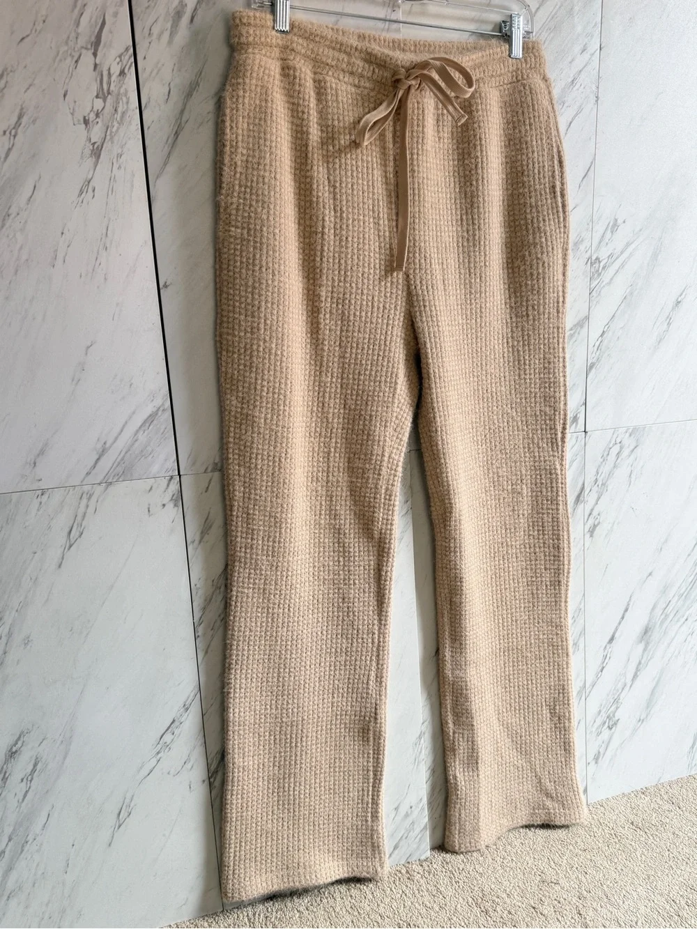 Fashion Nova Men's Fuzzy Waffle Knit Drawstring Lounge Pants Beige Tan SZ Medium